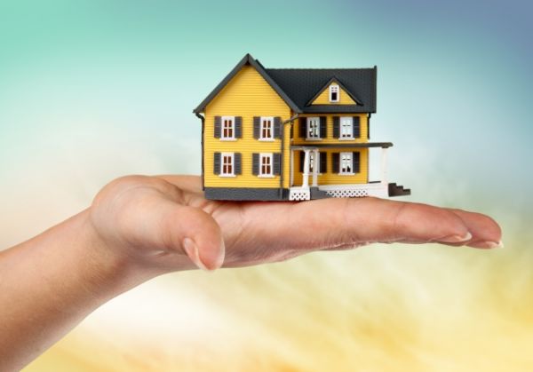 Should you use a lettings agent or manage yourself?